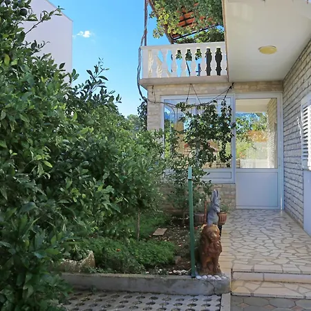 Appartamento By The Sea Grebastica, Sibenik - 471 *